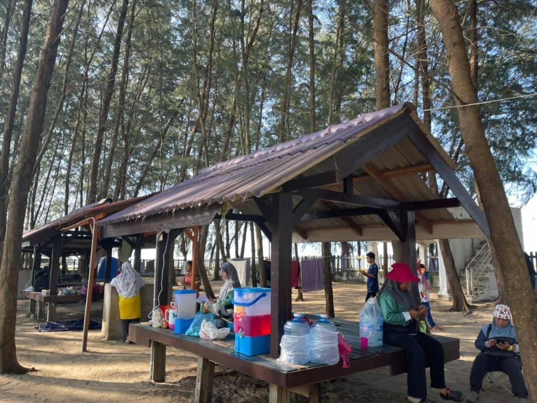 Dgeting Beach Resort Tumpat Exterior foto