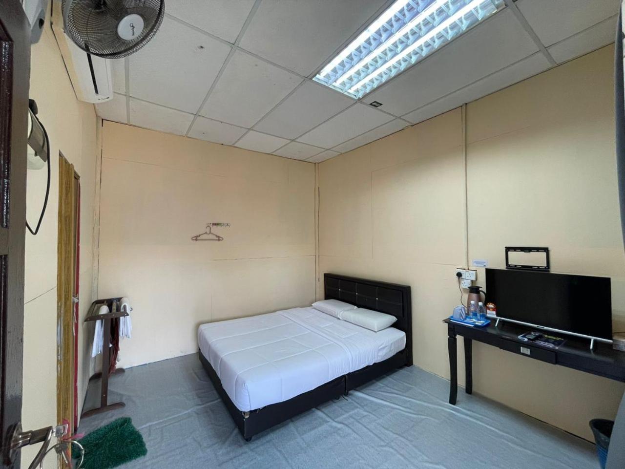 Dgeting Beach Resort Tumpat Exterior foto