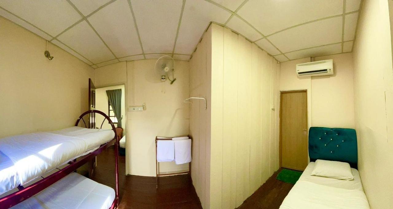Dgeting Beach Resort Tumpat Exterior foto